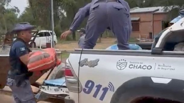 EL IMPENETRABLE: CONTIN&Uacute;A LA ASISTENCIA DEL GOBIERNO PROVINCIAL A FAMILIAS AFECTADAS POR INUNDACIONES