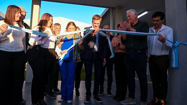 Zdero inauguró la ampliación del Centro “La Fortaleza” en La Eduvigis: “El Estado tiene que tener corazón y dar soluciones donde mas se necesita”