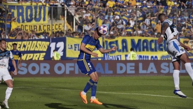 Con Chiquito Romero nuevamente como héroe, Boca venció a Almagro por penales en la Copa Argentina
