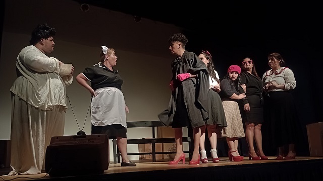 LA OBRA DE TEATRO “LA BANDA DE LOS TACOS ROJOS” DESLUMBRÓ EN LA CASA DEL BICENTENARIO