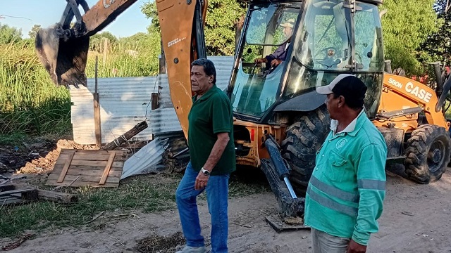 Protecci&oacute;n de Las Lagunas: La APA removi&oacute; ocupaci&oacute;n ilegal en Villa Chica 