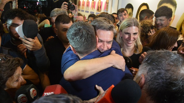 Paliza Electoral: Amplia diferencia de Zdero 