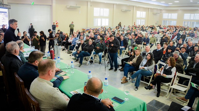 Sáenz Peña: Asamblea de los Consorcios Camineros del Chaco y anuncio de crédito para el sector 