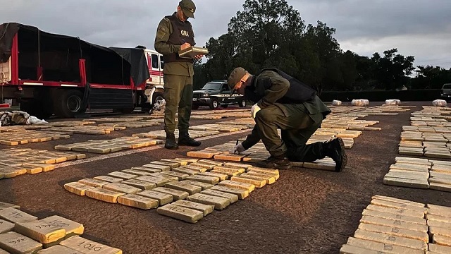 Misiones: secuestraron más de 2.800 kilos de marihuana ocultos en el semirremolque de un camión