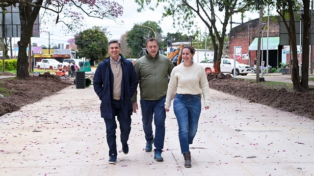 Margarita Bel&eacute;n: El Gobierno Provincial avanza con las obras de pavimentaci&oacute;n y desag&uuml;es en la localidad 