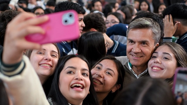 ZDERO EN MACHAGAI: &ldquo;QUEREMOS QUE LOS J&Oacute;VENES TENGAN UN FUTURO CON OPORTUNIDADES&rdquo;