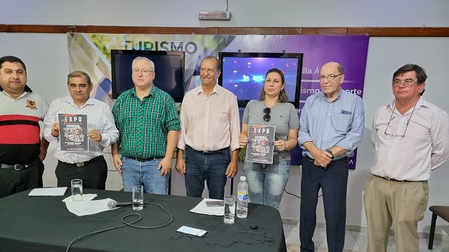 EL INTENDENTE ADALBERTO PAPP INVITA A LA COMUNIDAD A PARTICIPAR DE LA EXPO TÉCNICA JUNTO A AUTORIDADES EDUCATIVAS