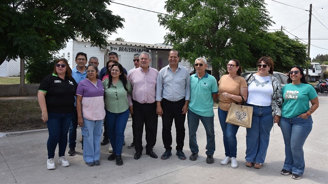 Inauguración de pavimento en Calles Hryniewick, Moreno y César Claris en el sector oeste de Villa Ángela