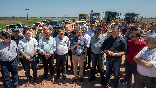 Zdero reactivó la pavimentación de la Ruta Provincial Nº6: “Este Gobierno va a defender los intereses de los Chaqueños”