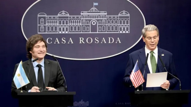 El Tesoro de EEUU volvió a comprar pesos y ahora dice que el salvataje total llegaría a US$40.000 millones