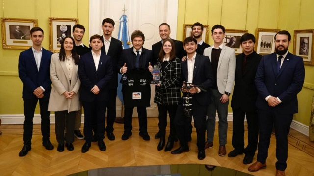 El Gobierno anunci&oacute; que formar&aacute; parte de la nueva misi&oacute;n de la NASA para volver a la Luna