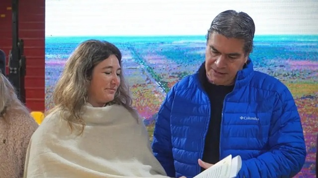 Capitanich y Soneira, procesados por presunta adjudicaci&oacute;n irregular de tierras fiscales