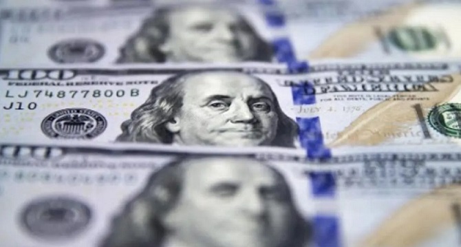 El dólar libre sube a $178, anota un nuevo récord y ya es 100 pesos más caro que el oficial
