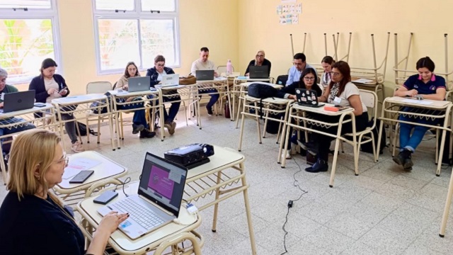 Carreras de Formaci&oacute;n Docentes: Educaci&oacute;n trabaja en la planificaci&oacute;n de la oferta 2027, resguardando la estabilidad laboral