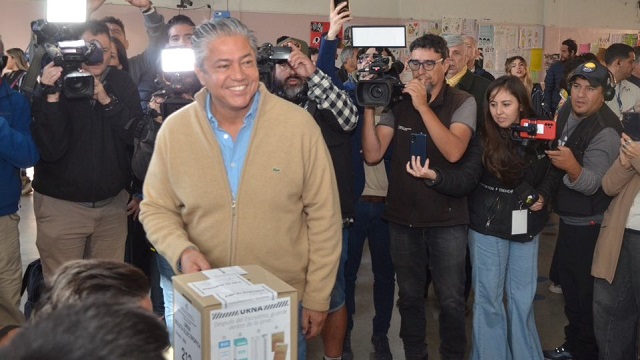 Neuquén: Rolando Figueroa ganó la gobernación y rompió con 60 años de hegemonía del MPN