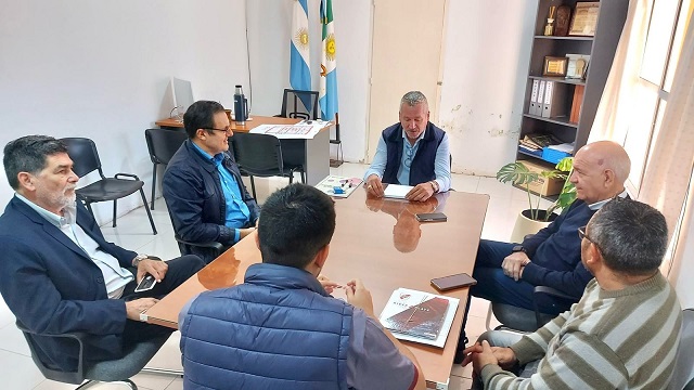 Concepción del Bermejo: Secheep y el Municipio trabajan para mejorar la red eléctrica 