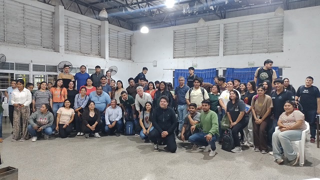 Taco Pozo: Ñandé fortaleció la producción apícola con dos jornadas de capacitación para Productores y Estudiantes