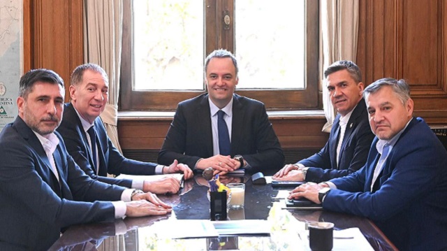 BS. AS: ZDERO SE REUNIÓ CON ADORNI Y SANTILLI EN CASA ROSADA