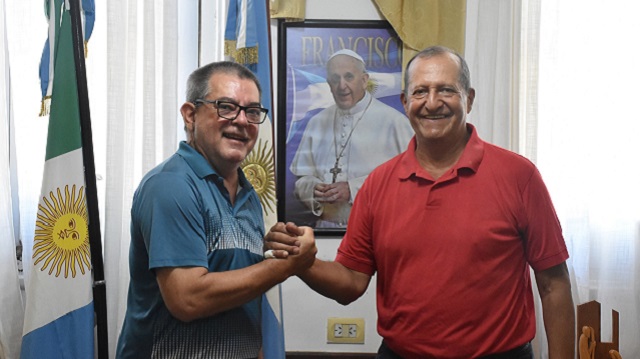 Adalberto Papp retom&oacute; sus funciones y ratific&oacute; la continuidad del Plan de Servicios en Villa &Aacute;ngela 