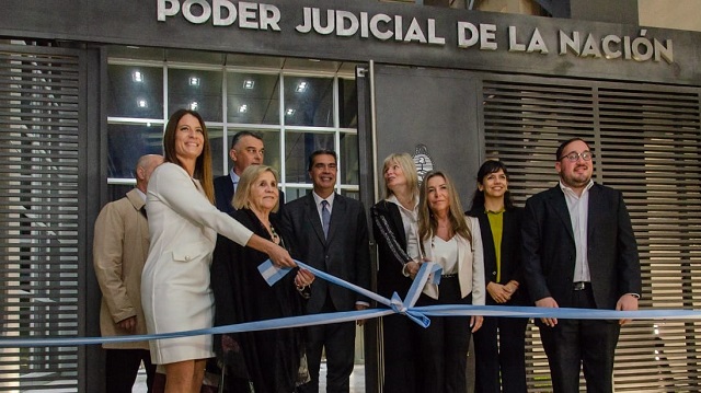 Capitanich inauguró el nuevo edificio de la Justicia Federal en Resistencia, “Motivo de Satisfacción y Orgullo”, dijo