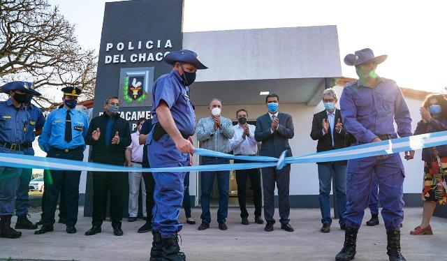 Colonia Popular: El Gobernador inauguró el Centro de Salud y el Destacamento de Policía  