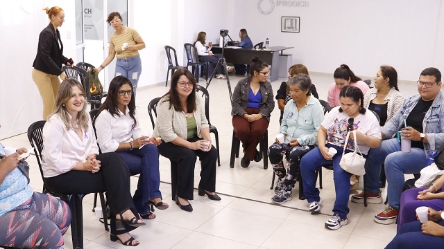 IPRODICH: Jornada de encuentro y acompa&ntilde;amiento a Mujeres del Centro de Integraci&oacute;n Social N&deg; 4