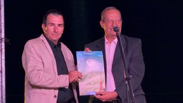 Papp participó de la Fiesta Regional anual del Empleado de Comercio y entregó la Resolución de Interés Municipal 
