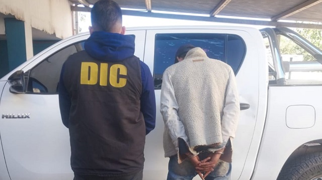 Villa &Aacute;ngela: Detienen a un hombre por intentar ingresar a una vivienda 