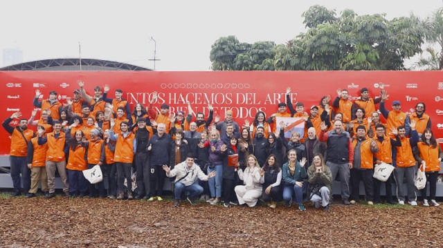 Comenzó el Premio Desafío “Hierros Líder” en la Bienal: Jóvenes artistas de todo el país y de Paraguay compiten en una maratón creativa