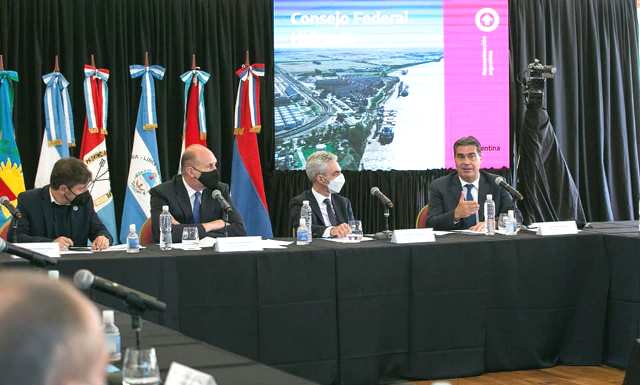 El Gobernador de la Provincia participó del primer encuentro del Consejo Federal Hidrovía 