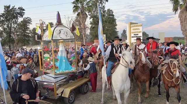 Protección Animal en la Cabalgata de la Fe: 15 Veterinarios acompañarán todo el recorrido 