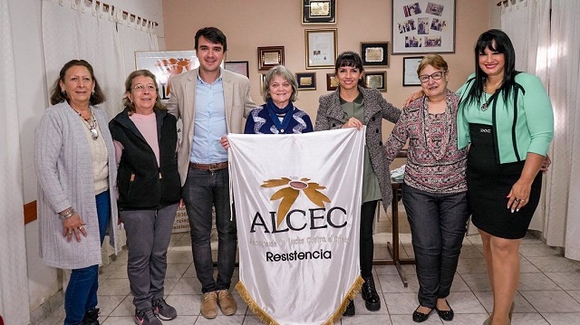 Octubre Rosa: El Gobierno firmó convenio con la Alcec para profundizar la prevención del Cáncer de Mama 