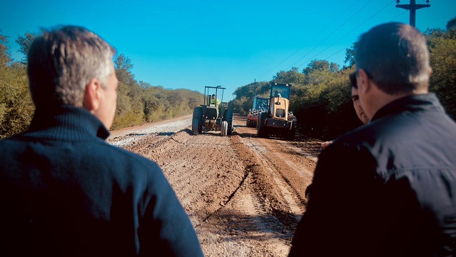 Ruta 30: El Gobierno Provincial avanza con la pavimentación hasta Laguna Limpia