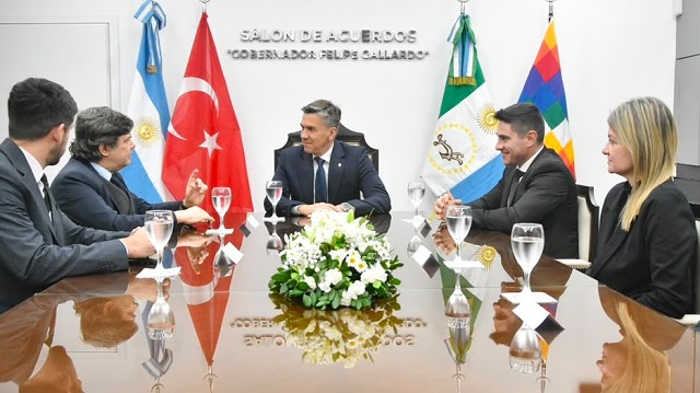Zdero recibi&oacute; al Embajador de Turqu&iacute;a para afianzar los v&iacute;nculos comerciales y culturales 