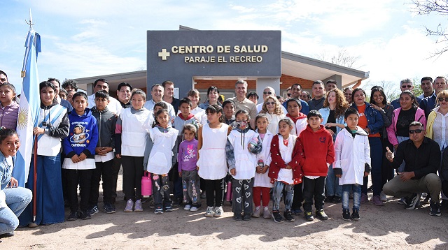 El Gobernador Zdero inauguró 3 nuevos Centros de Salud en el Impenetrable