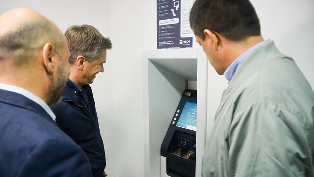Mesón de Fierro: Por primera vez, se habilitó un cajero automático 