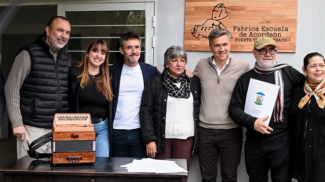 CHACO CONSOLIDA UN PROYECTO CULTURAL &Uacute;NICO CON LA PRIMERA F&Aacute;BRICA-ESCUELA DE ACORDEONES