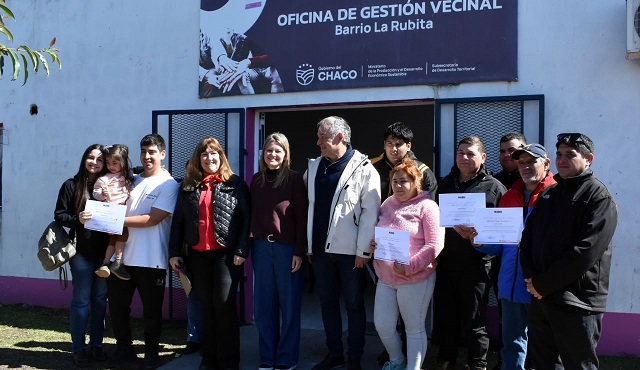 Sin Intermediarios: El Gobierno Provincial entreg&oacute; m&aacute;s certificados RUB en La Rubita 