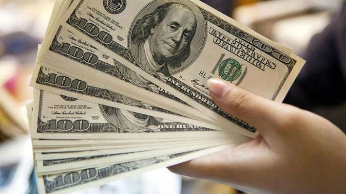 El Gobierno promulgó la ley de emergencia económica: rige el nuevo dólar "solidario" y otras medidas
