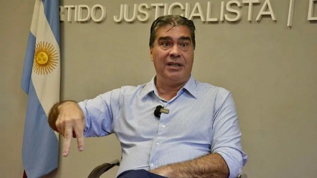 Capitanich respald&oacute; a Zdero por los cambios en los movimientos sociales