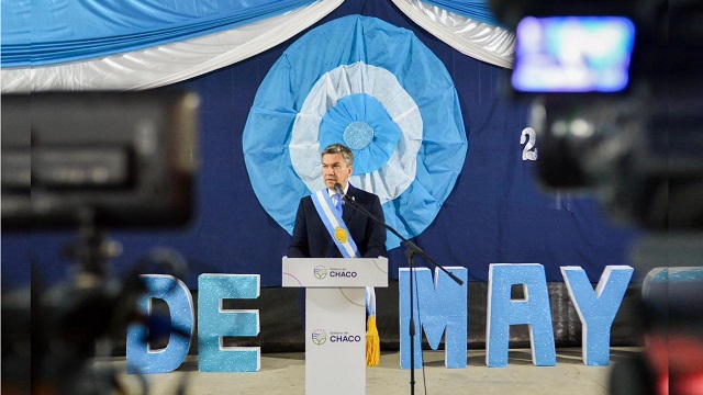 Basail: El Gobernador Zdero encabezó el Acto Central por el 215° Aniversario de la Revolución de Mayo