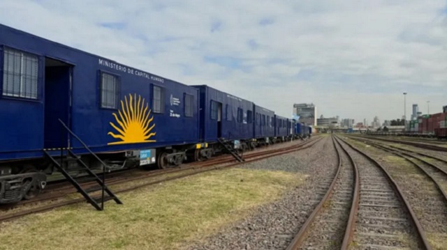 El Gobierno reactivó el Tren 25 de Mayo y comenzará su recorrido por Chaco