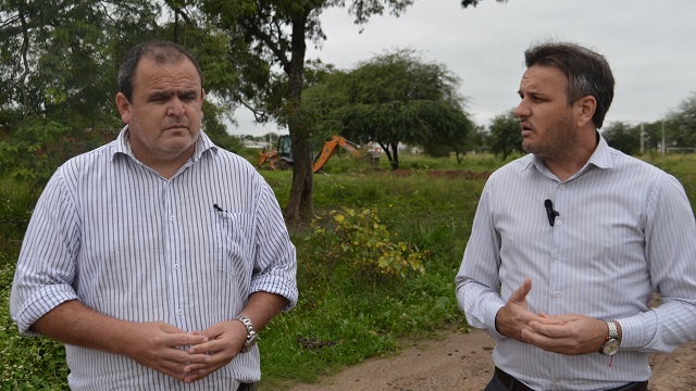 Fontana: SAMEEP ampl&iacute;a la Red de Agua Potable y beneficia a mas de 100 familias en el Barrios Camors 