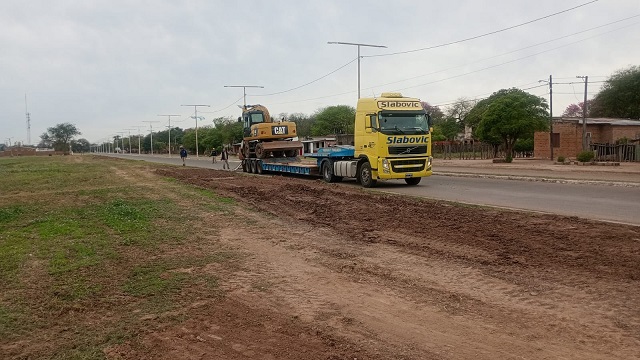 E Gobernador Zdero gestion&oacute; y la obra avanza: El segundo acueducto se extiende hasta R&iacute;o Muerto  
