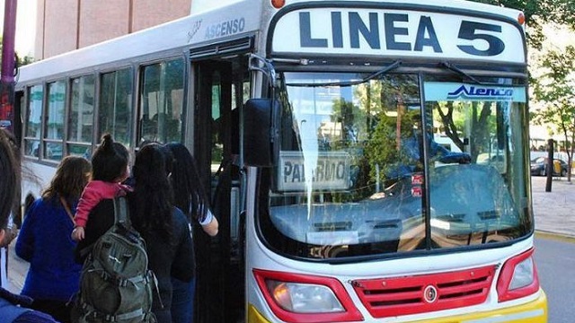 Fuerte respaldo del Gobierno Provincial al transporte p&uacute;blico para garantizar el servicio de colectivos 