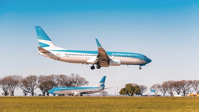 Brasil sancionó a Aerolíneas Argentinas, pero la empresa dice que no afectará los vuelos