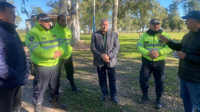 El Intendente Papp se reunió con Policía Caminera 