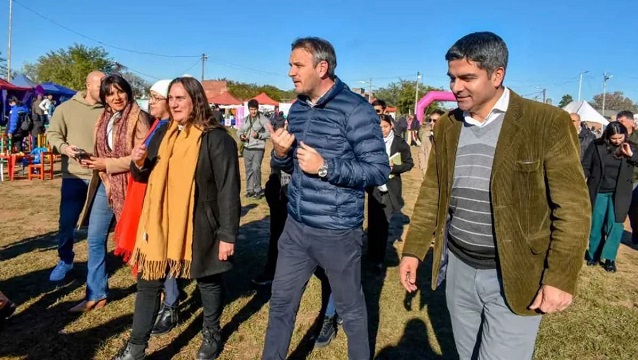 EN FONTANA, INSSSEP ACOMPA&Ntilde;&Oacute; EL OPERATIVO DEL TREN 25 DE MAYO PARA ACERCAR SERVICIOS ESENCIALES A LA COMUNIDAD
