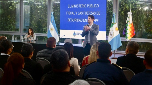 Chaco capacitó a personal de las Fuerzas de Seguridad sobre el nuevo Código Procesal Penal Federal 
