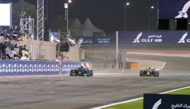Fórmula 1: El campeón Hamilton abre la temporada con una victoria en Bahréin